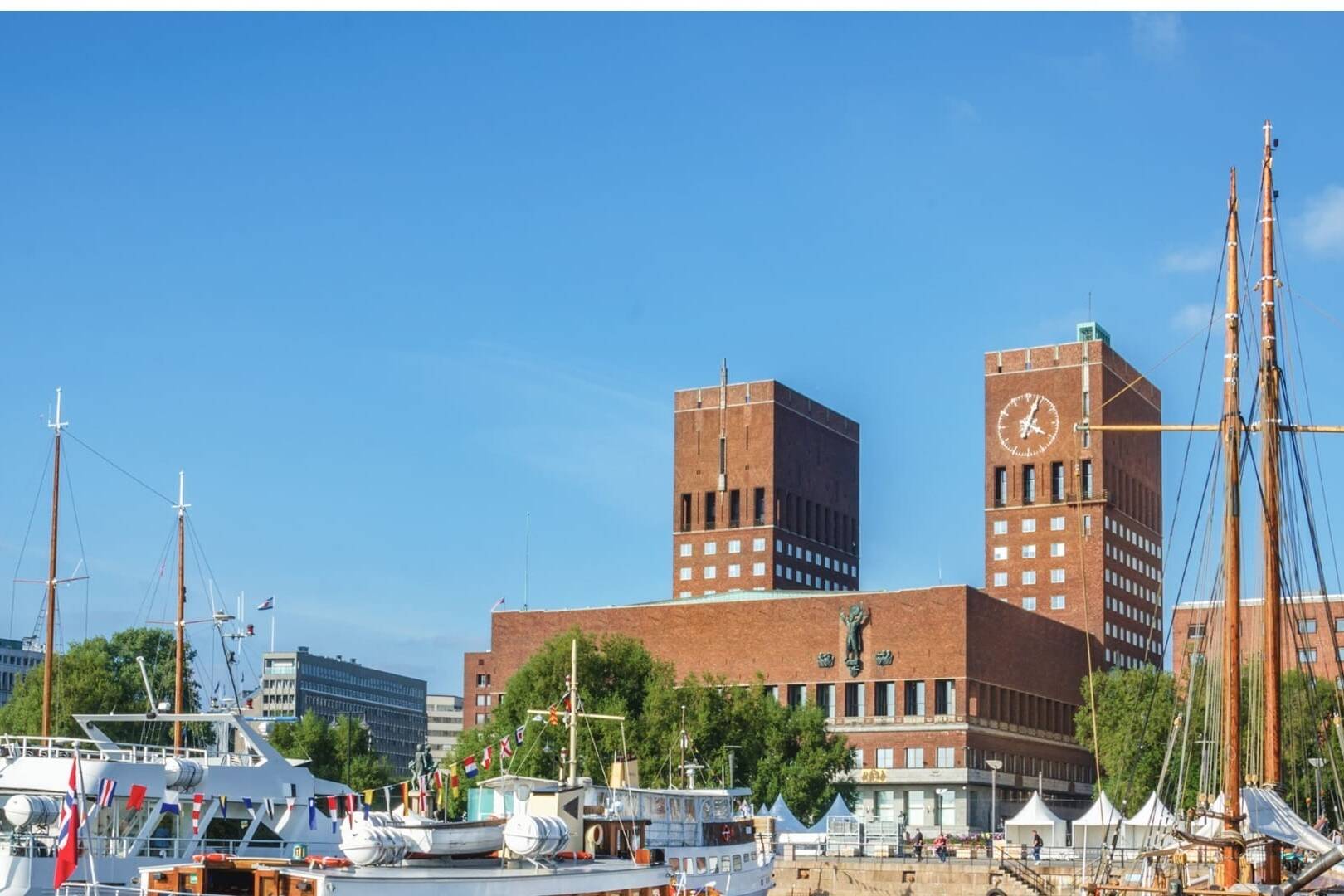 Flytider og priser til og fra Oslo